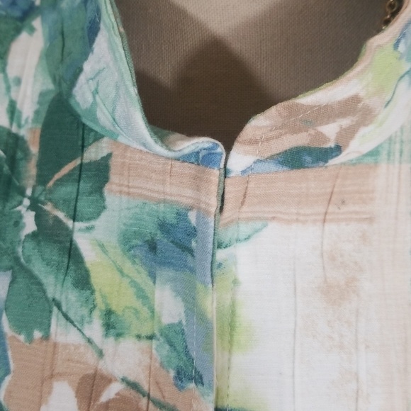 Alfred Dunner Multicolor Floral Jacket, size 10P - Picture 3 of 8